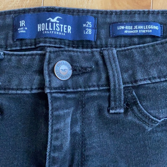 Hollister Black Low-Rise Jean Legging - Picture 2 of 2